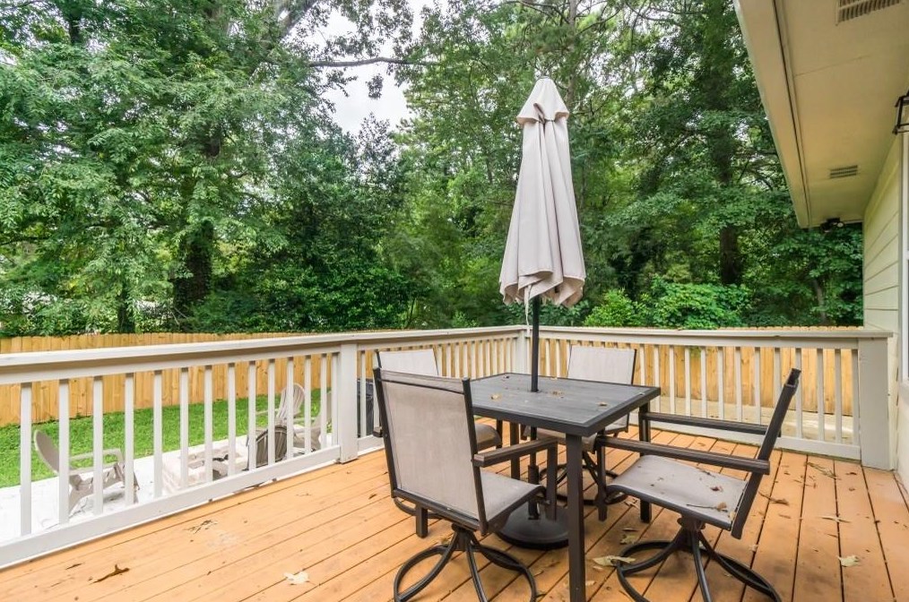 2125 Seavey Dr, Decatur GA 30032-5531 exterior