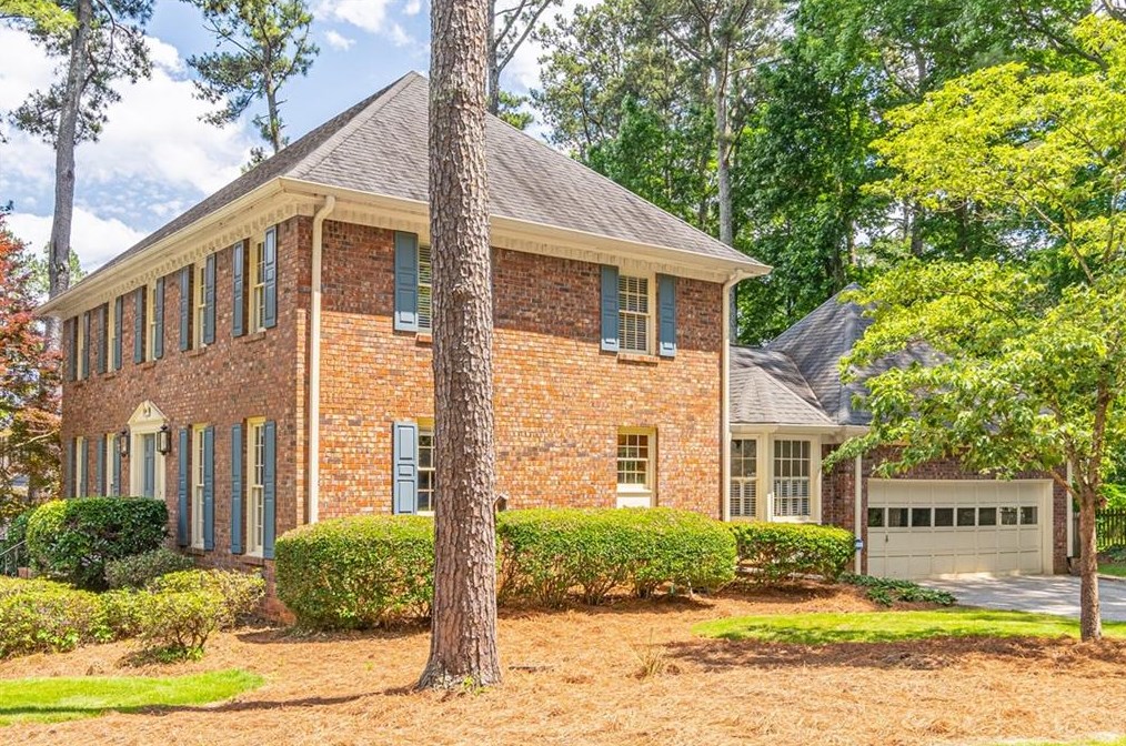 849 Valbrook Ct, Lilburn, GA 30047-4282