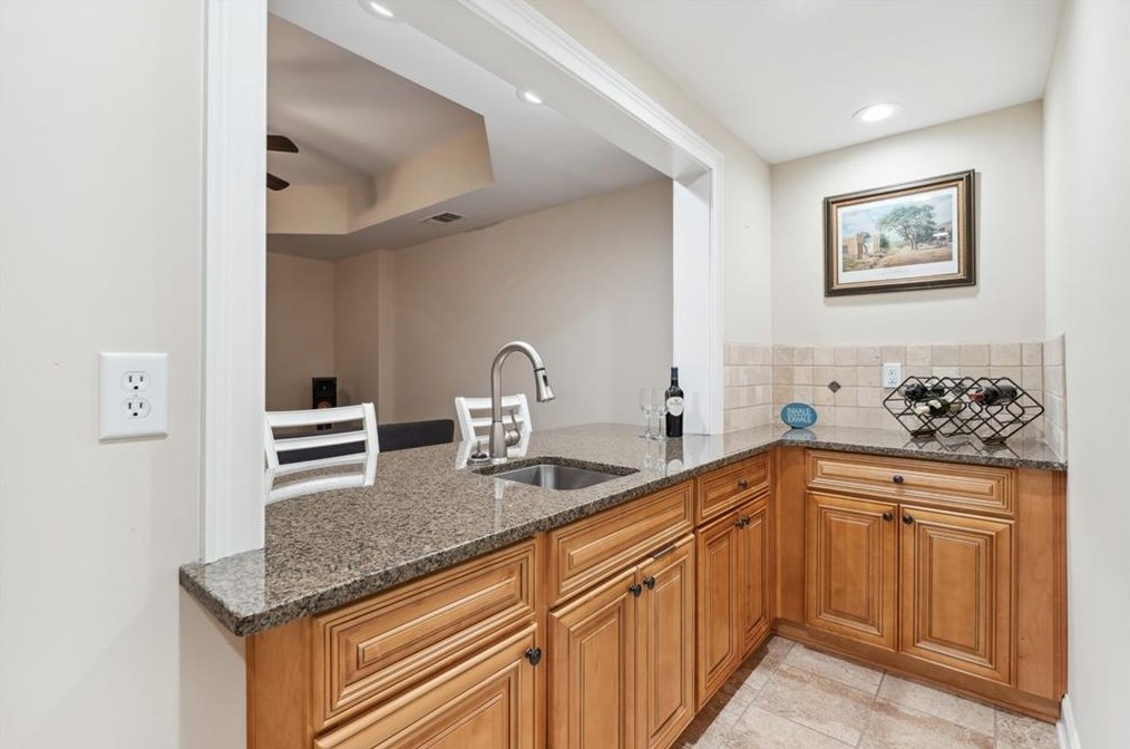 656 Chestatee Creek Dr, Acworth GA  30101-3599 exterior