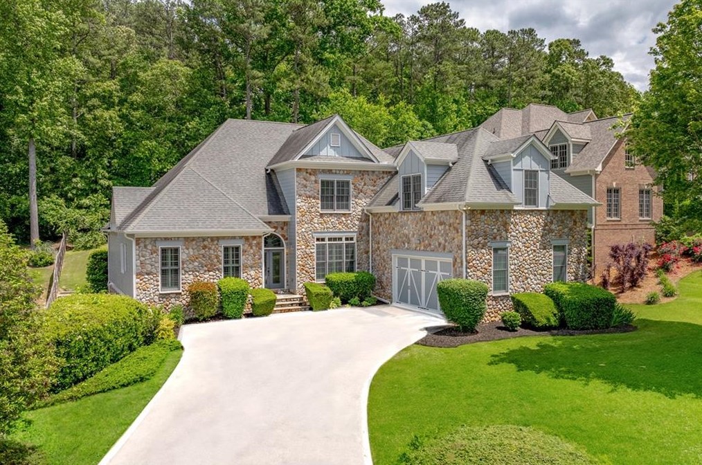 656 Chestatee Creek Dr, Acworth GA  30101-3599 exterior