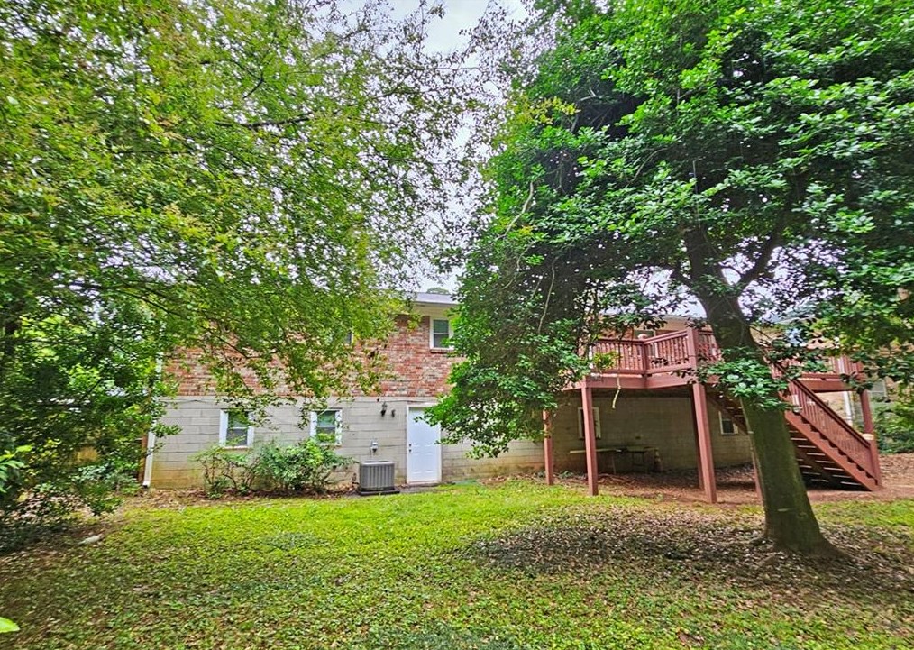 3282 Betty Cir, Decatur GA 30032-2415 exterior