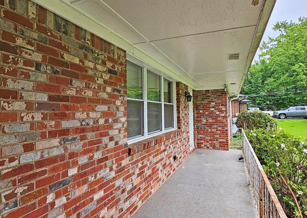 3282 Betty Cir, Decatur, GA 30032-2415