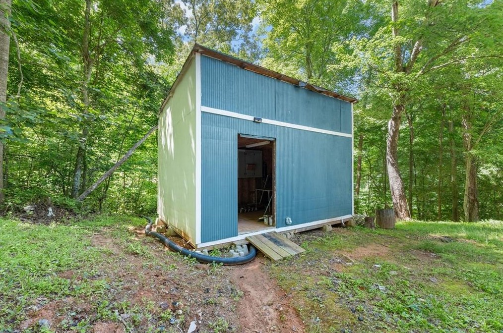 3208 Navajo Cir, Gainesville GA 30501-7562 exterior