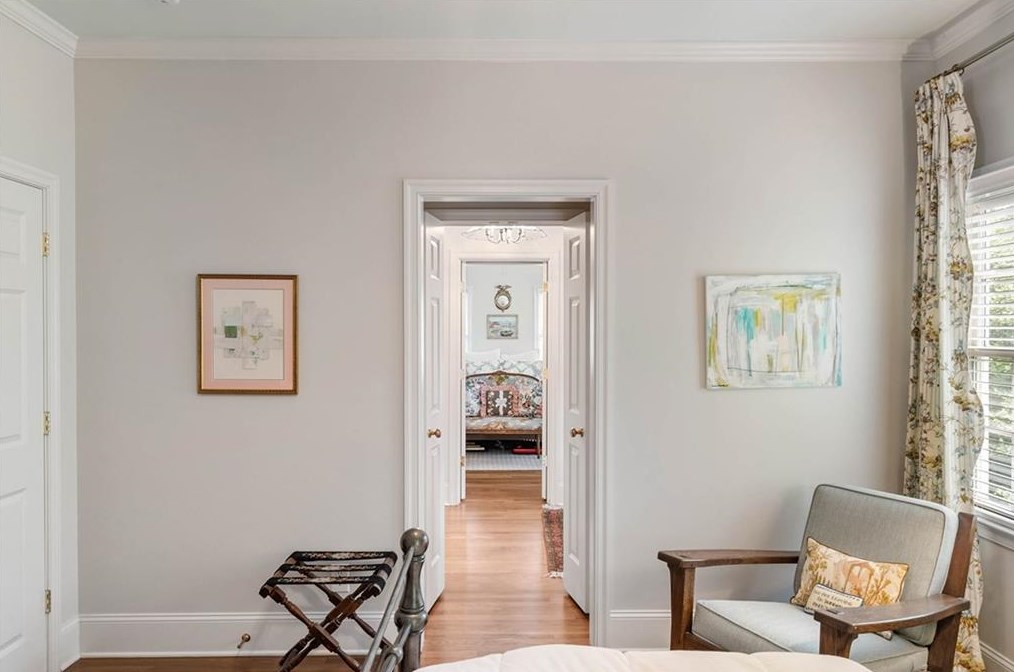 278 Eureka Dr, Atlanta GA  30305-4215 exterior