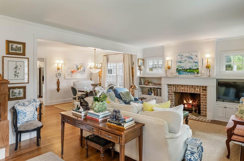278 Eureka Dr, Atlanta, GA 30305-4215