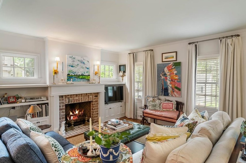 278 Eureka Dr, Atlanta GA  30305-4215 exterior