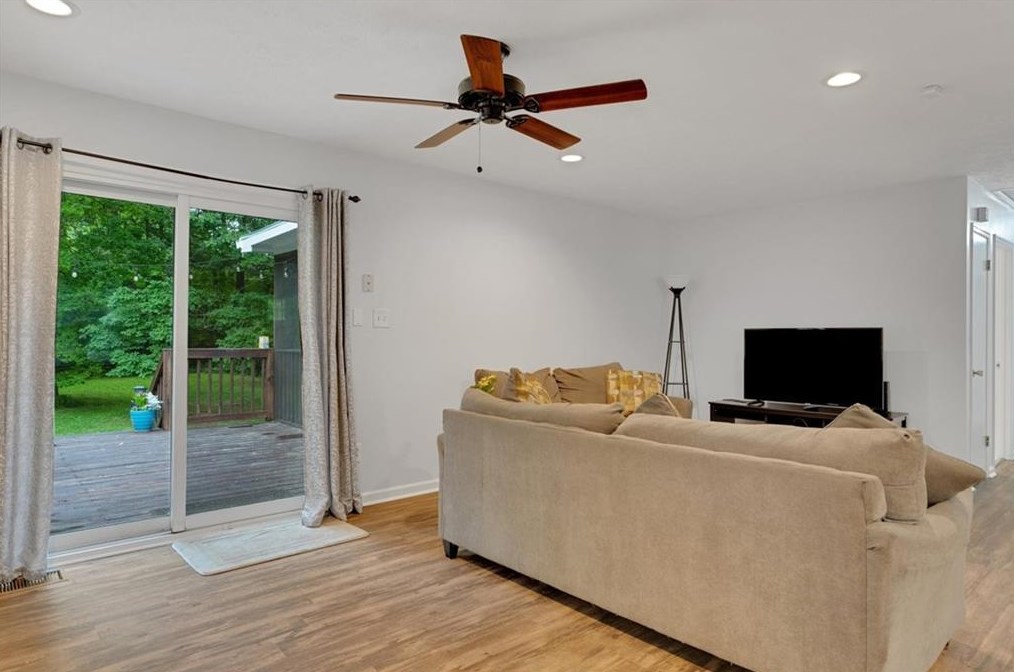 4117 Antler Trl, Smyrna GA  30082-3901 exterior