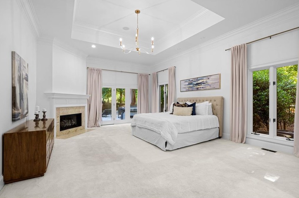 820 Malvern Hl, Alpharetta GA 30022-6227 exterior