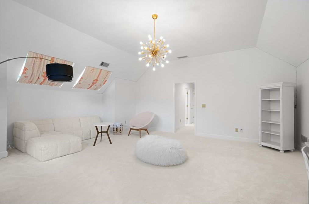 820 Malvern Hl, Alpharetta GA 30022-6227 exterior