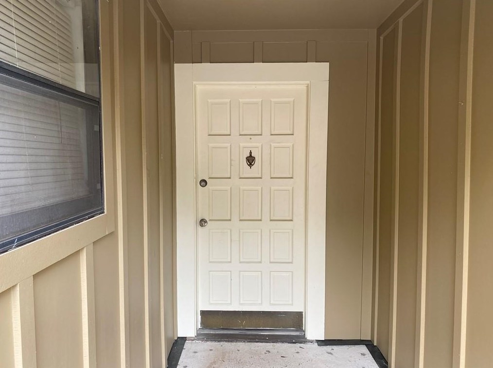728 Somerset Ct, Marietta, GA 30067-6634