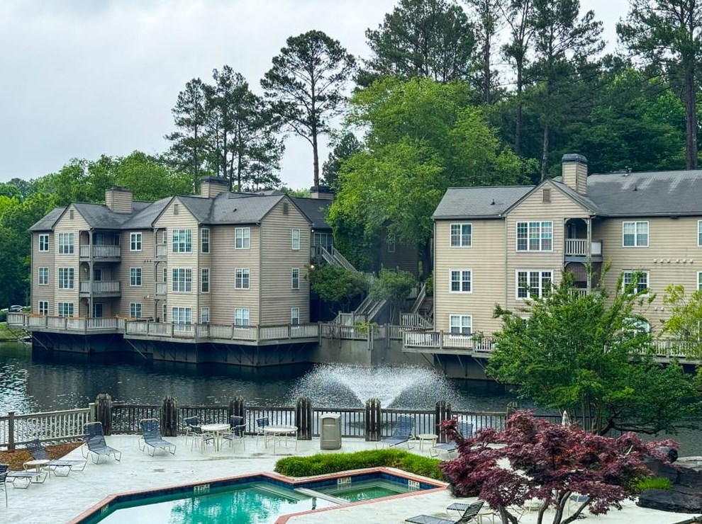 703 Ml Pond Dr, Smyrna GA 30082-3829 exterior