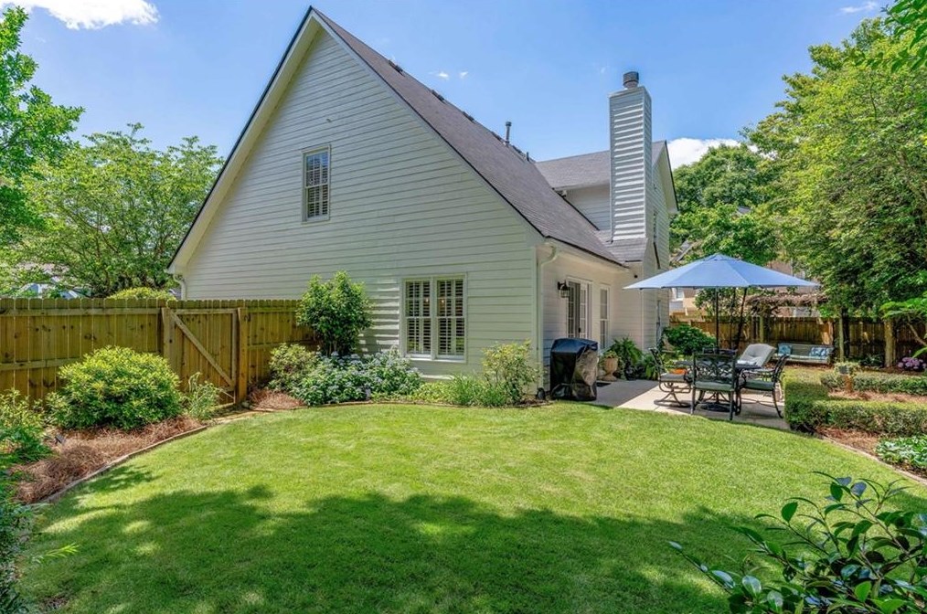 3720 Summer Rose, Atlanta GA 30341-1662 exterior