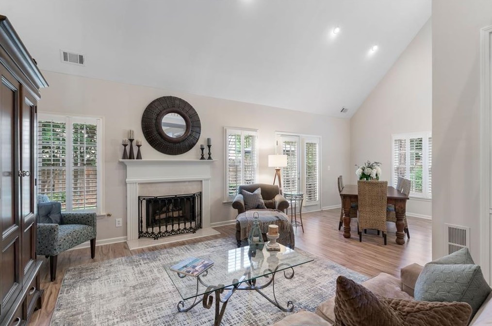 3720 Summer Rose, Atlanta GA 30341-1662 exterior