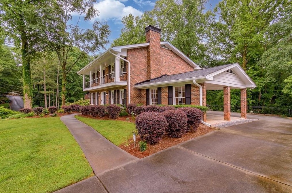 3301 Henderson Creek Rd, Atlanta GA  30341-5755 exterior