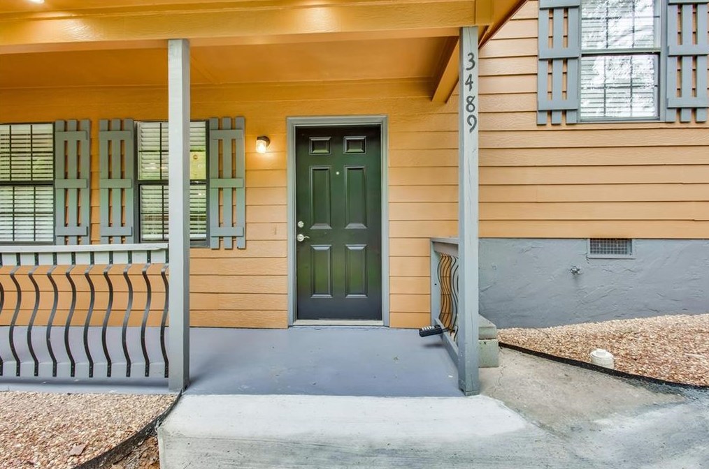 3489 Mustang Dr, Powder Springs, GA 30127