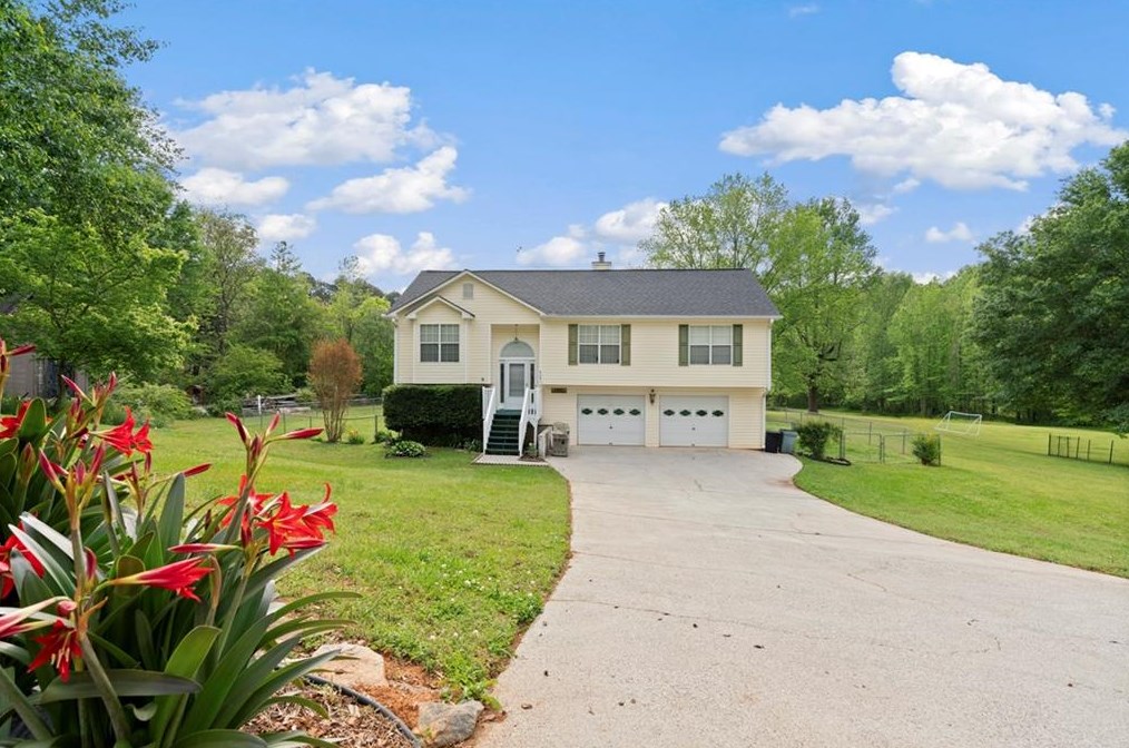 4267 Wintergreen Ct, Gainesville, GA 30507-9558