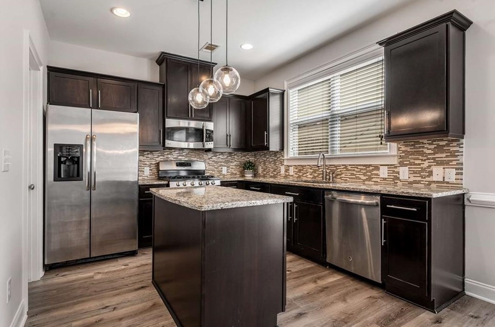 2119 Westhill Dr, Smyrna, GA 30082-5256