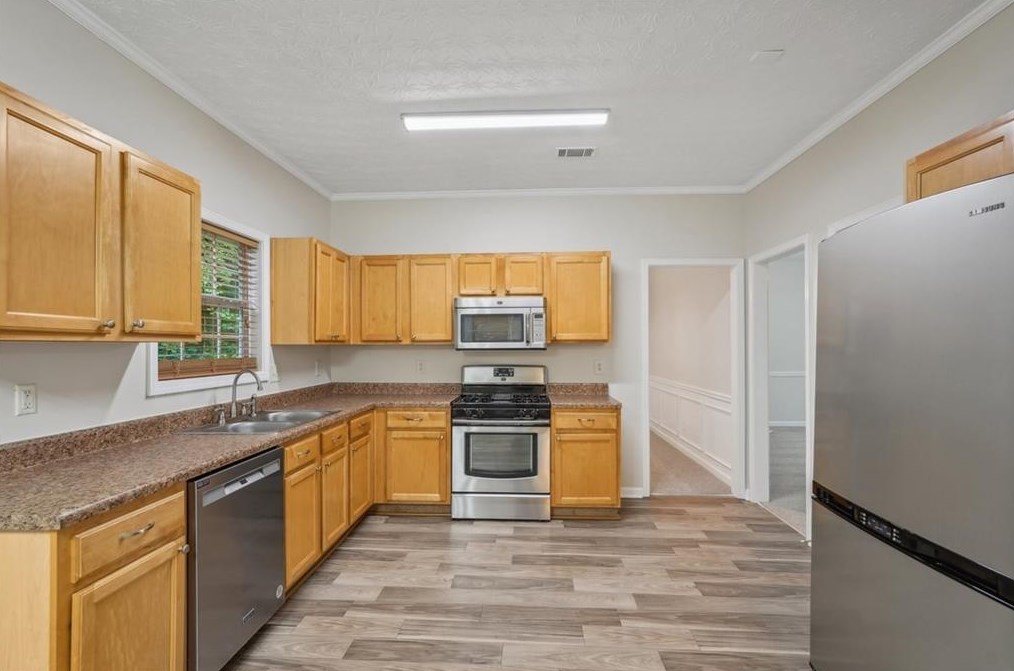 1470 Brisbane Dr, Dacula, GA 30019-7714