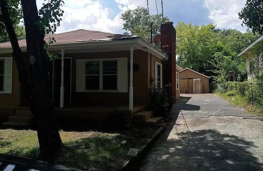 2339 Monroe Ave, Macon, GA 31206-2847