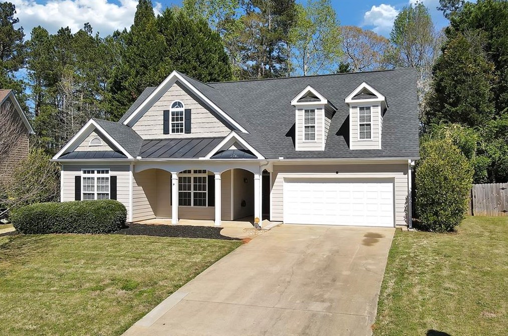 126 Freeman Forest Dr, Newnan, GA 30265-5902