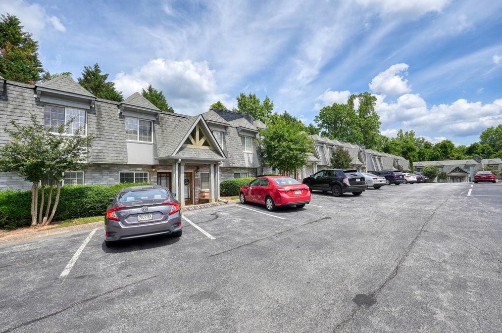 161 Rondak Cir, Smyrna GA  30080-4594 exterior