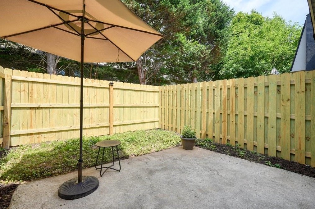 161 Rondak Cir, Smyrna GA  30080-4594 exterior