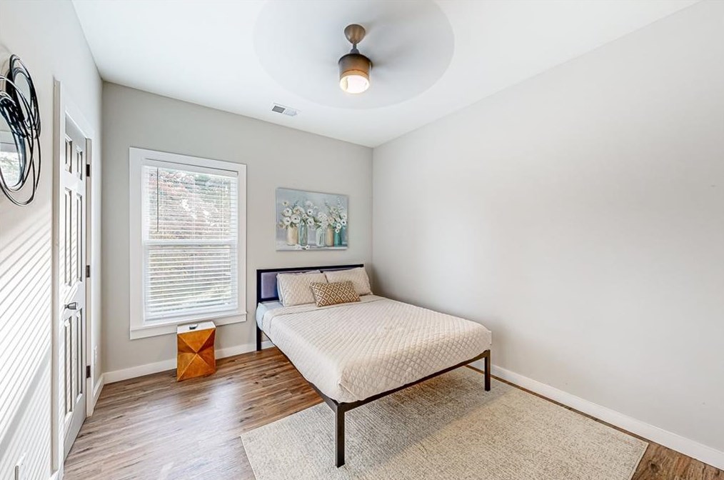 5 Evelyn Way, Atlanta GA  30318-6417 exterior