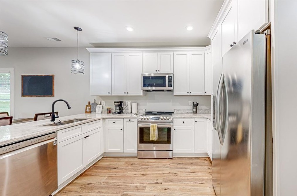 5 Evelyn Way, Atlanta GA  30318-6417 exterior