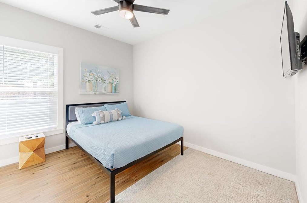 5 Evelyn Way, Atlanta GA  30318-6417 exterior