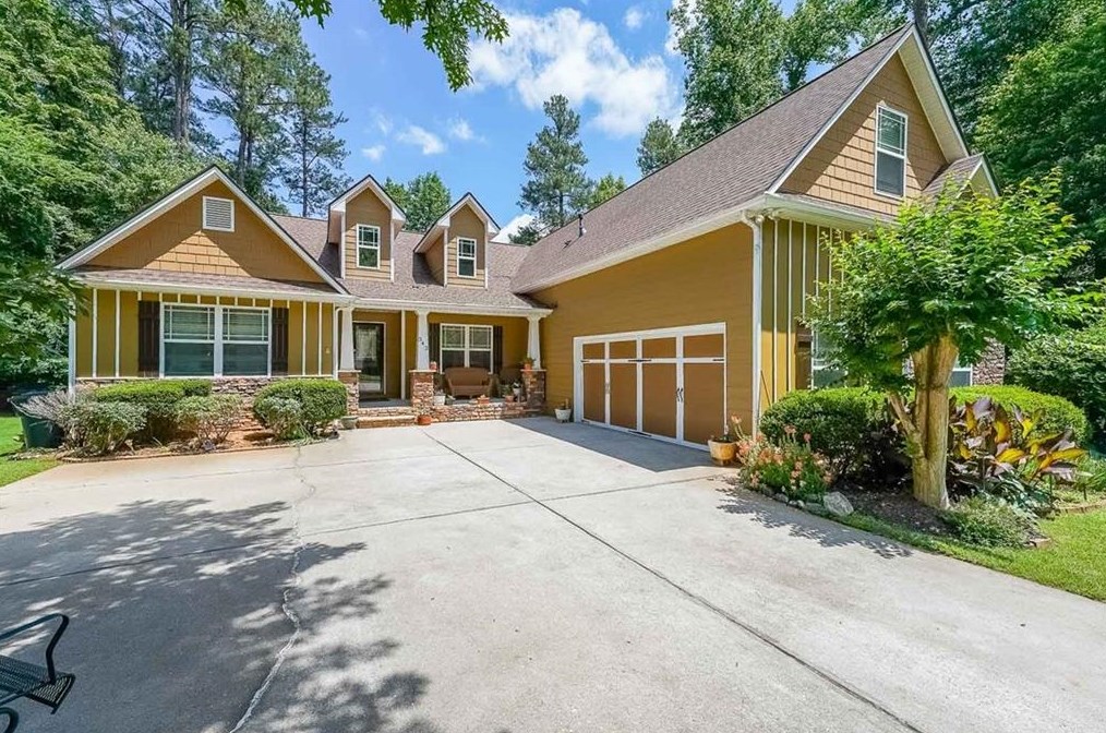 342 Castle Top Ln, Lawrenceville, GA 30045-5373