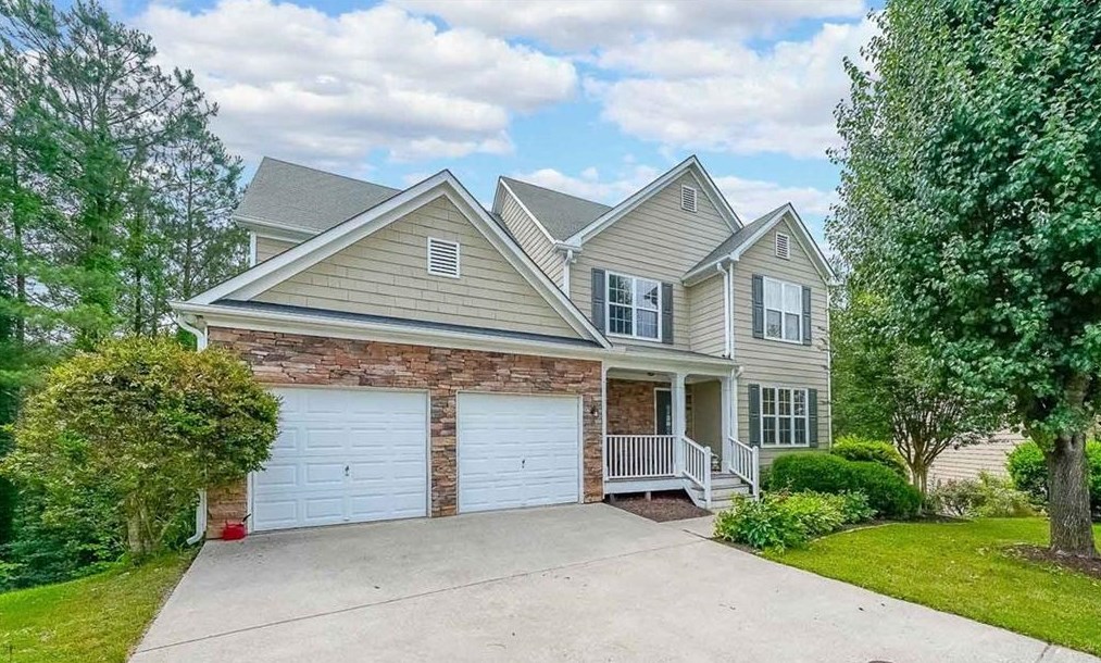 374 Spring Hill Dr, Holly Springs, GA 30115-4259