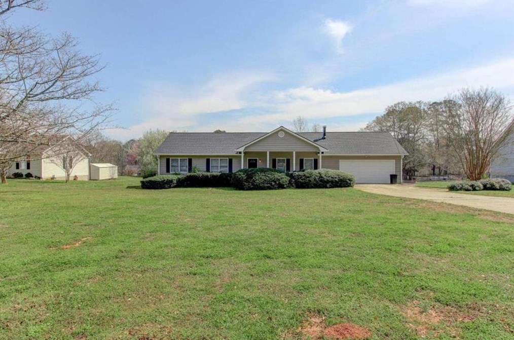 374 Mcgiboney Rd, Porterdale, GA 30016-4381