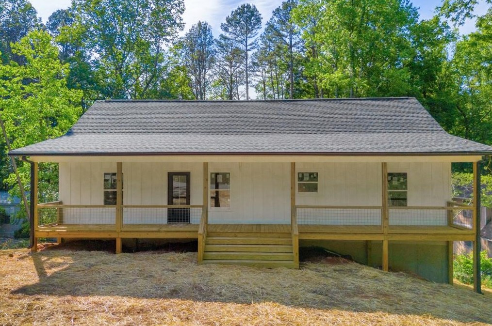 326 Lakeside Trl, Martin, GA 30557-2000