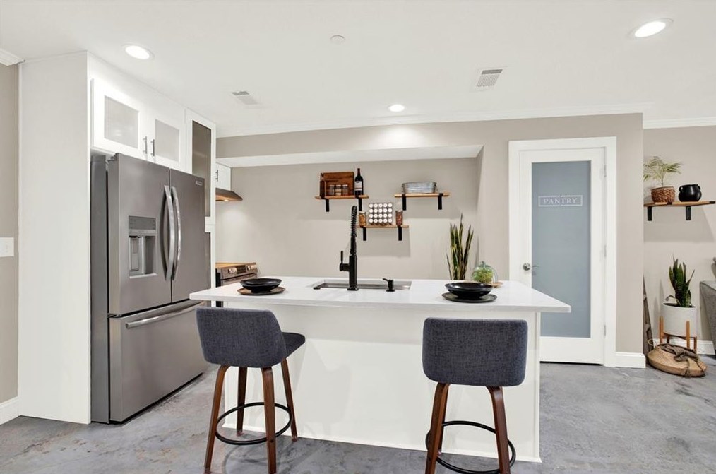 139 Rondak Cir, Smyrna GA  30080-4593 exterior