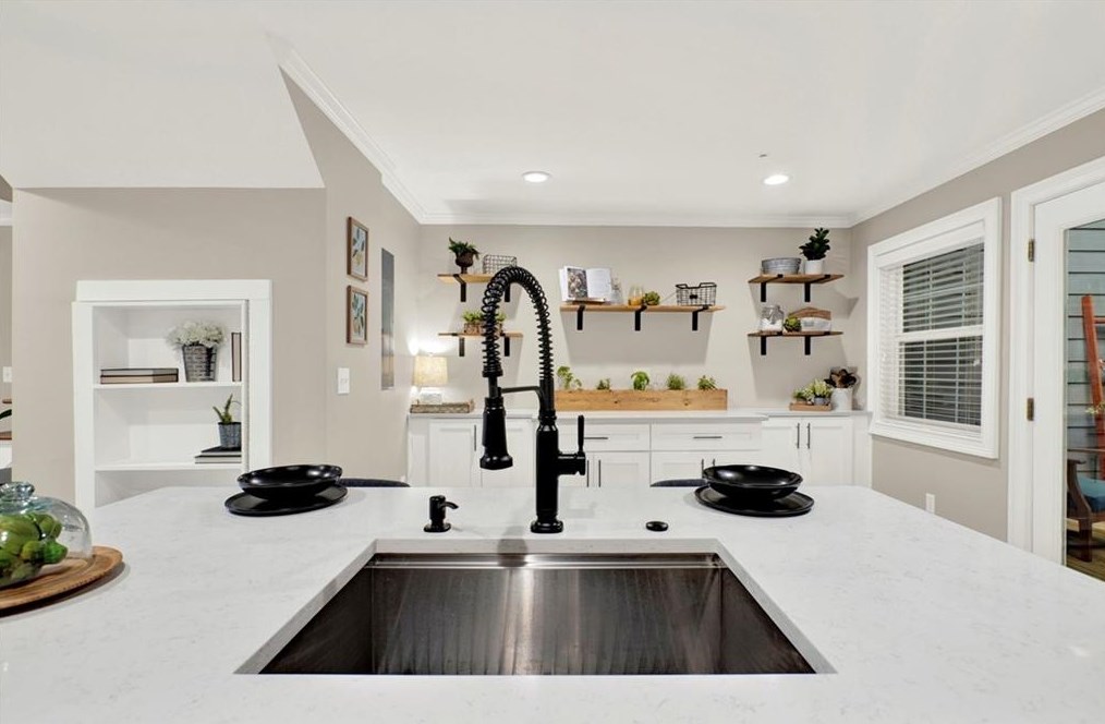 139 Rondak Cir, Smyrna GA  30080-4593 exterior