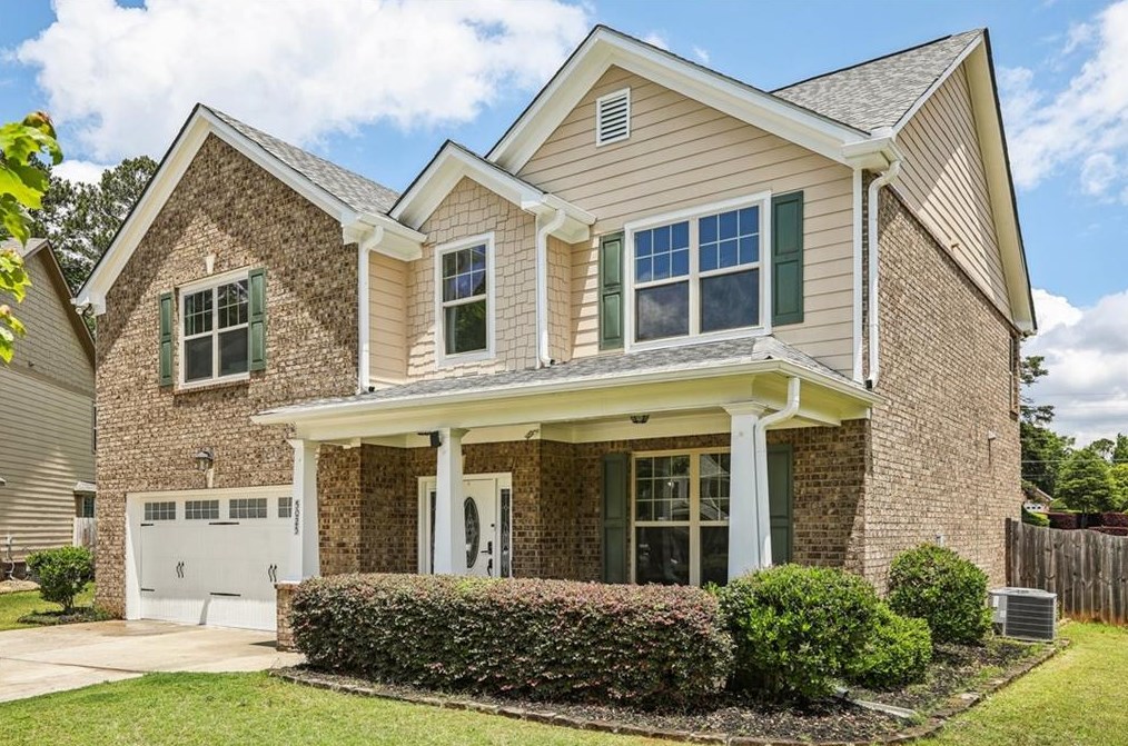 5025 Racquet Ct, Duluth, GA 30096