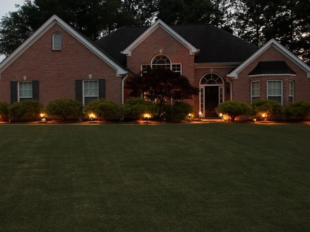 1521 Hillsong Ct, Dacula, GA 30019-4518