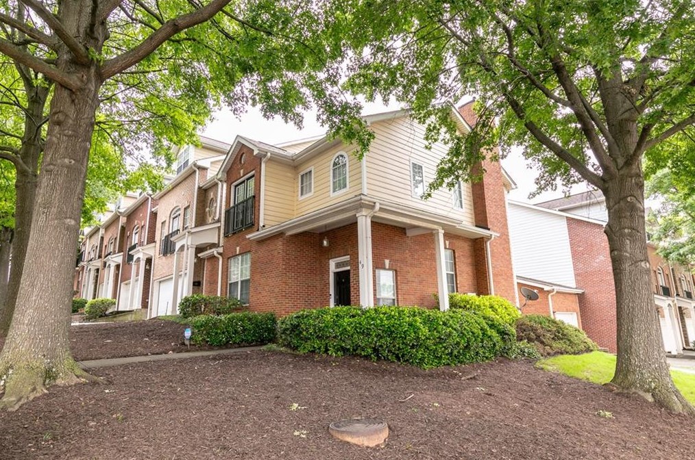49 Crumley St, Atlanta, GA 30312-2811