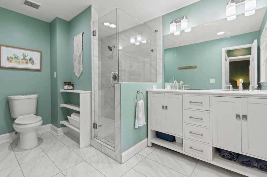 2355 Dawn Ct, Decatur GA 30032-6342 exterior