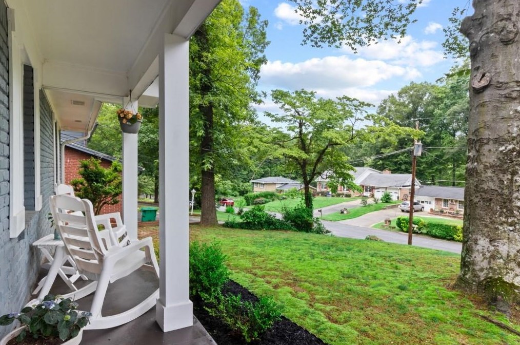 2355 Dawn Ct, Decatur GA 30032-6342 exterior