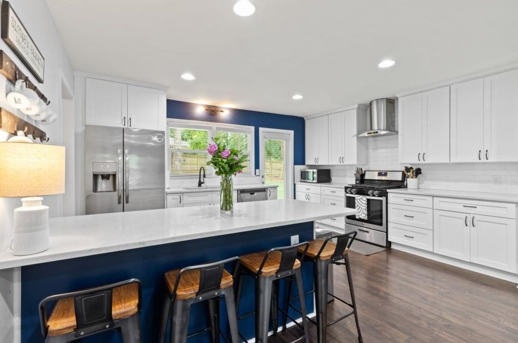 2355 Dawn Ct, Decatur GA 30032-6342 exterior