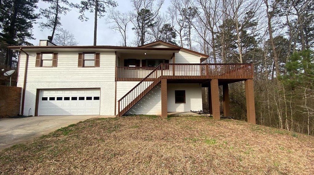 1548 Killian Hill Rd, Lilburn, GA 30047-2347