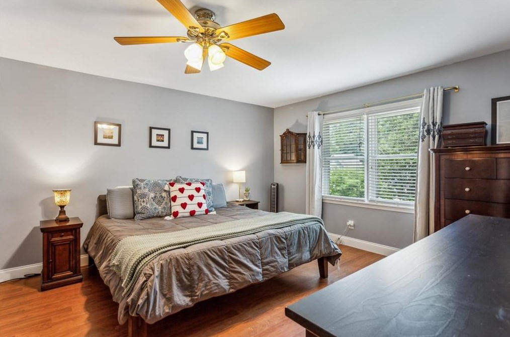 1013 Natalie Ln, Smyrna GA  30082-2022 exterior