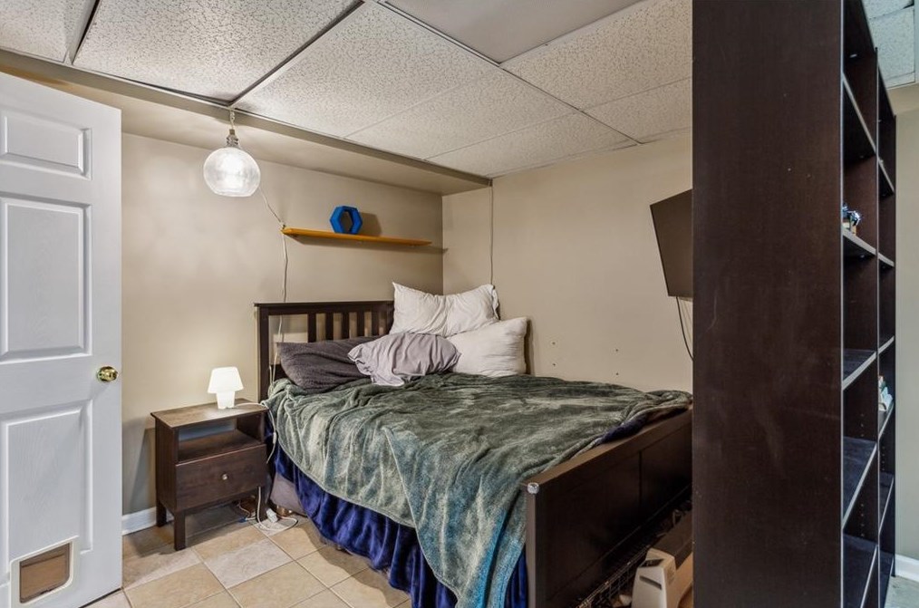 1013 Natalie Ln, Smyrna GA  30082-2022 exterior