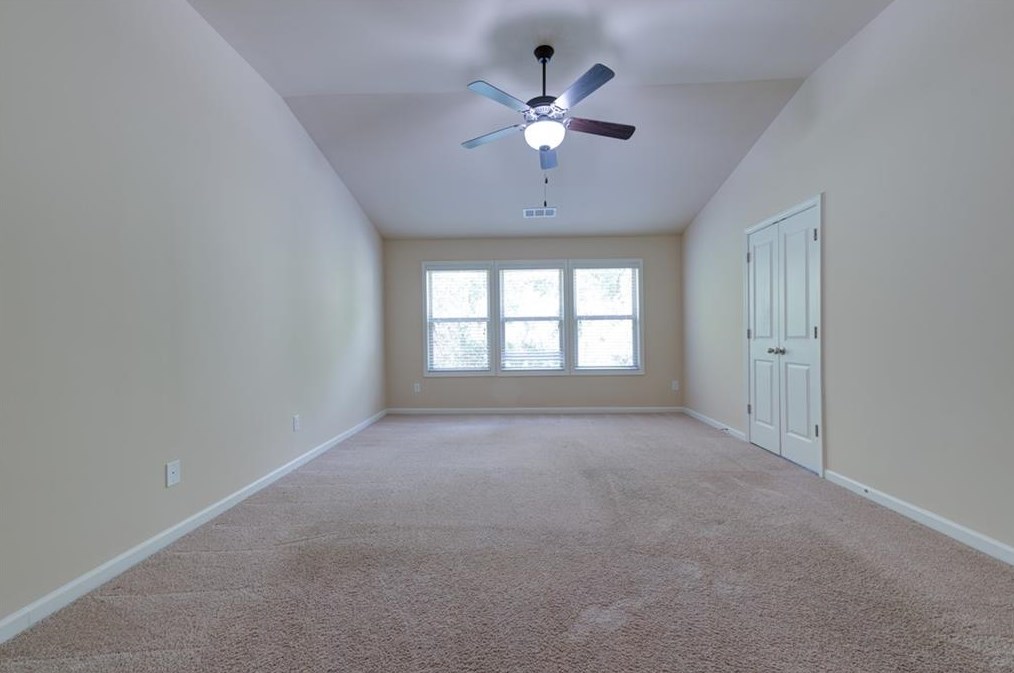 561 Justins Place Ln, Lawrenceville GA 30043-7325 exterior