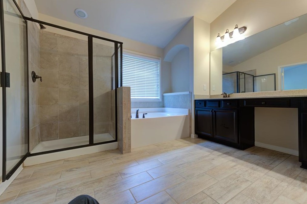 561 Justins Place Ln, Lawrenceville GA 30043-7325 exterior