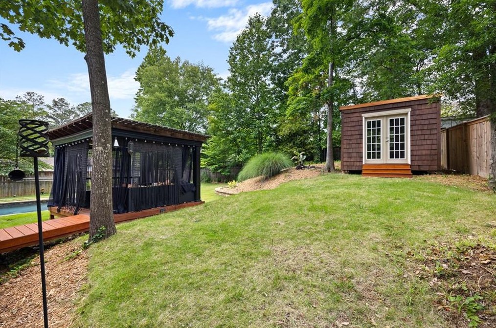 1672 Wawona Ter, Atlanta GA  exterior