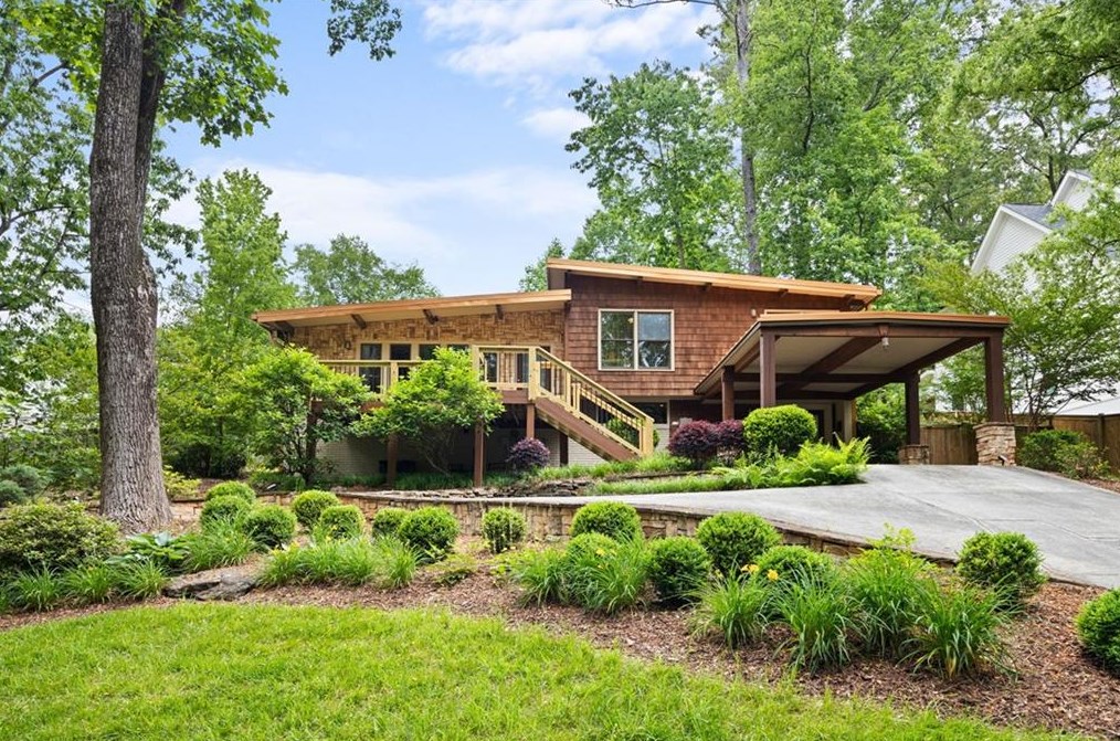 1672 Wawona Ter, Atlanta, GA 30319-3718