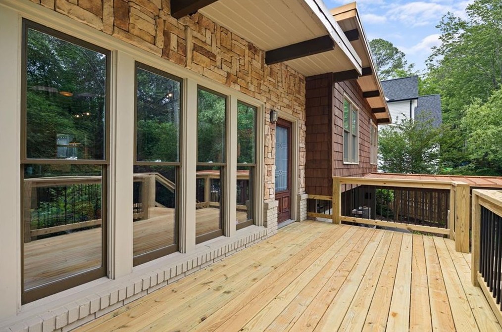 1672 Wawona Ter, Atlanta GA  exterior