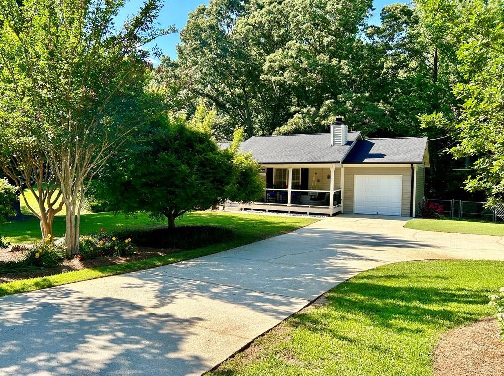 83 Meadowbrook Ln, Dallas, GA 30157